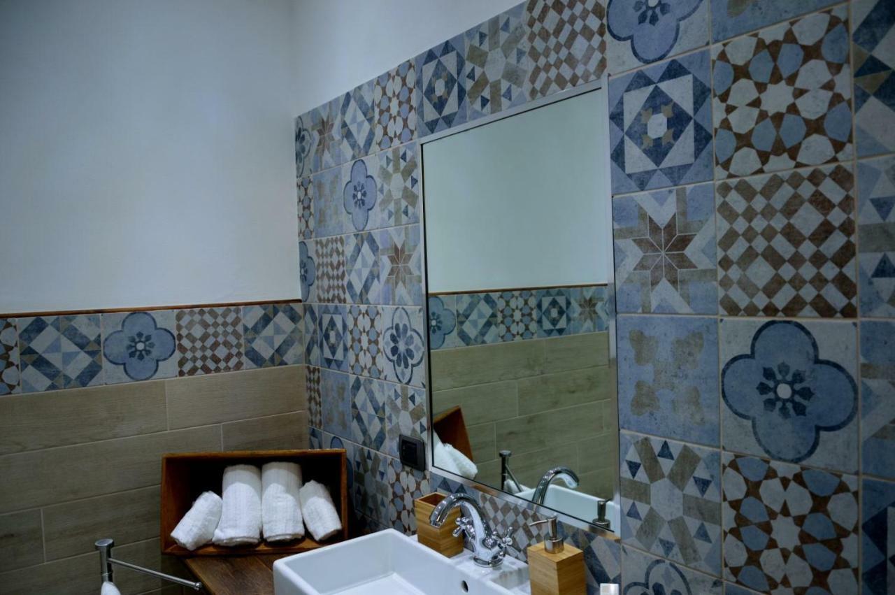 House Mami Villa โปลีญาโนอามาเร ภายนอก รูปภาพ
